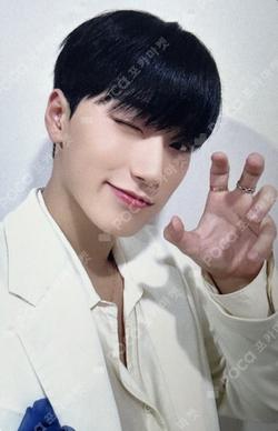 ATEEZ SAN photocard image