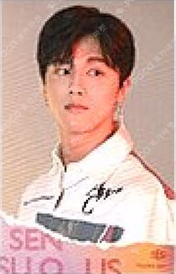 SENSUOUS Exploded Emotion Ver. YOUNGBIN photocard image