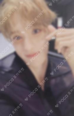 17 IS RIGHT HERE DEAR Ver. YIZHIYU LUCKY DRAW DK photocard image