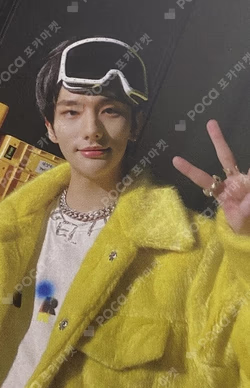 Christmas EveL SubK HYUNJIN photocard image