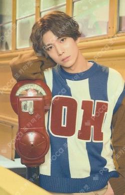 MAMMA MIA! Limited Edition A HWIYOUNG photocard image