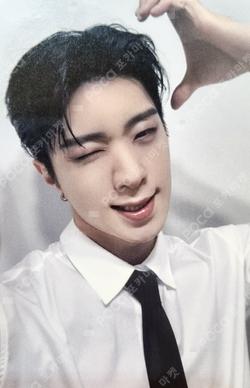 SPOTLIGHT IN SEOUL PHOTOBOOK SOUND WAVE