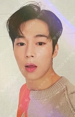 TURN OVER WONDERWALL DAWON photocard image