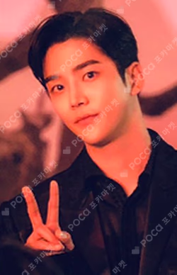 TURN OVER POP-UP STORE COLLECT BOOK & PHOTOCARD SET F Ver.r