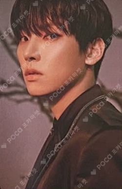 TURN OVER POP-UP STORE TRADING CARD