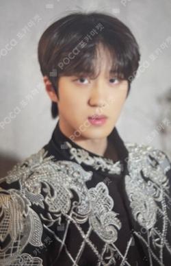 TURN OVER POP-UP STORE COLLECT BOOK & PHOTOCARD SET 9 Ver.