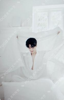 24/7 Rising ver. L photocard image