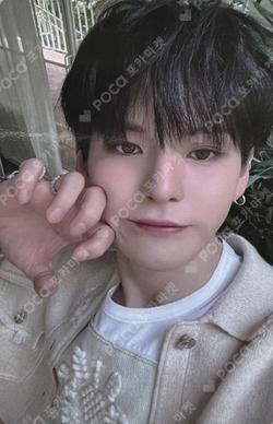 TREASURE 4th ANNIVERSARY MAGAZINE YG SELECT YOSHI photocard image