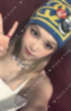 EASY YIZHIYU KIM CHAEWON photocard image