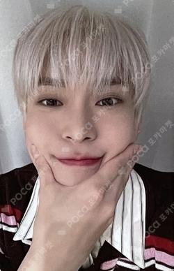 WALK APPLEMUSIC LUCKY DRAW DOYOUNG photocard image