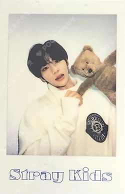 2022 SEASON'S GREETINGS Room,mates HYUNJIN photocard image