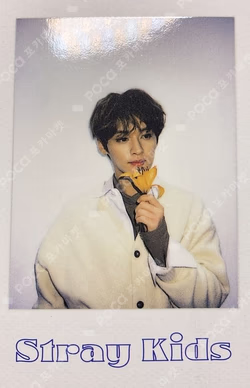 2022 SEASON'S GREETINGS Room,mates