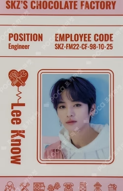 Stray Kids 2ND #LoveSTAY SKZ’S CHOCOLATE FACTORY POSTCARD & ID CARD & PROFILE FILE SET LEE KNOW photocard image