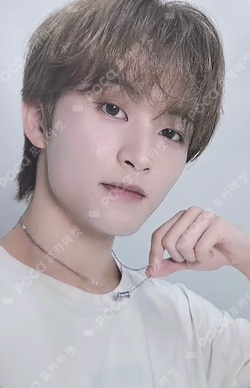 MARK ARTIST BIRTHDAY MINI CAKE HOLDER