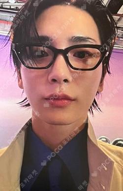 Tongue Tied Unrealistic Ver. Key photocard image