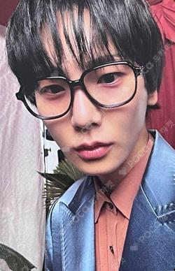 Tongue Tied Occult Ver. Key photocard image