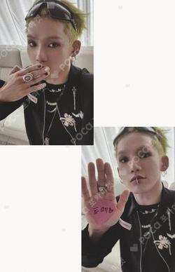 TREASURE 4th ANNIVERSARY MAGAZINE CHOI HYUN SUK photocard image