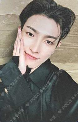 ATEEZ WORLD TOUR [TOWARDS THE LIGHT : WILL TO POWER] SILVER FOIL : COLLECTION PACK HONGJOONG photocard image