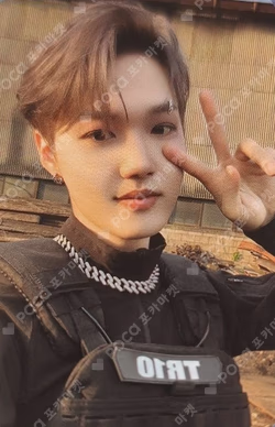 2024 TREASURE RELAY TOUR REBOOT FINAL IN SEOUL weverse ALBUM BOOTH