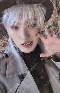GOLDEN HOUR : Part.1 POP-UP EXHIBITION & STORE WORK BRACELET MINGI photocard image