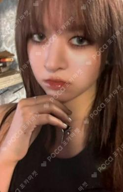 Fe3O4: STICK OUT APPLEMUSIC Lily photocard image