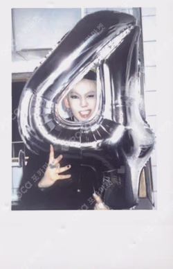 TREASURE 4th ANNIVERSARY MAGAZINE