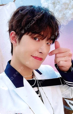 ATEEZ X ANITEEZ ADVENTURE POP-UP STORE ANITEEZ IN ILLUSION ACRYLIC PHOTOCARD FRAME KIT