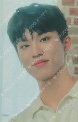 TREASURE 4th ANNIVERSARY MAGAZINE PARK JEONG WOO photocard image