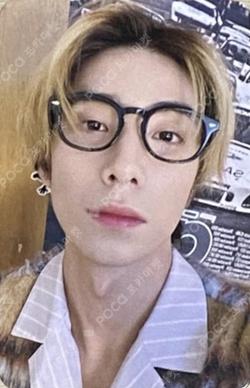 SF9 3rd Photo Book APPLEMUSIC HWIYOUNG photocard image