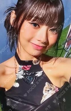 CURIOUS WITHMUU HYEONJU photocard image