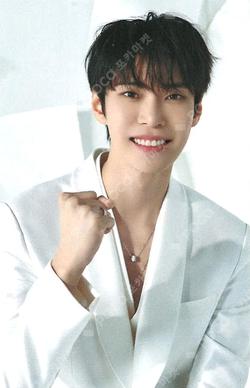 2024 DOYOUNG CONCERT [ Dear Youth, ] in JAPAN RANDOM TRADING CARD DOYOUNG photocard image