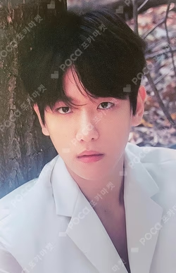 EXO PLANET #4 The EℓyXiOn  CARD WALLET &  PHOTO CARD SET