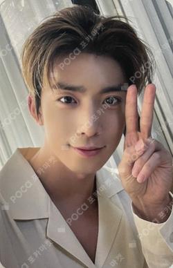 PHOTO ESSAY ME, ANOTHER ME HWIYOUNG photocard image