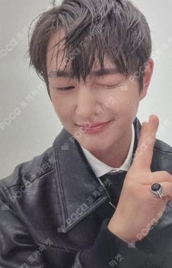 FLOW APPLEMUSIC ONEW photocard image