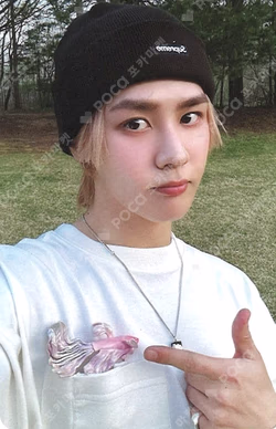 Give Me That RANDOM TRADING CARD SET PINK VER.