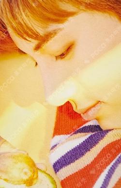 THE FIRST Platform Ver. FRESH ver. ERIC photocard image