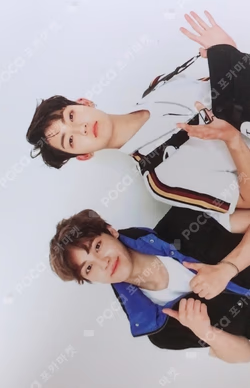 THE BOYZ COMEBACK SHOWCASE THE SPHERE PHOTO CARD SET