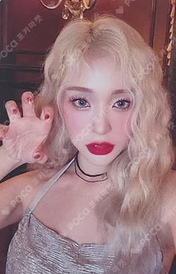 VirtuouS Whoop Japan Store GAHYEON photocard image