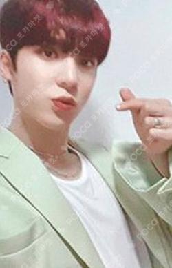 ATEEZ YUNHO photocard image