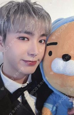 WHAT’S GOIN’ ON JUMP UP KEVIN photocard image