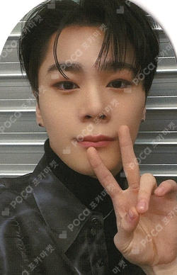 Pocamarket, ASTRO MOONBIN REFUGE OFFICIAL MD K-pop Photocard