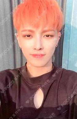 ATEEZ HONGJOONG photocard image
