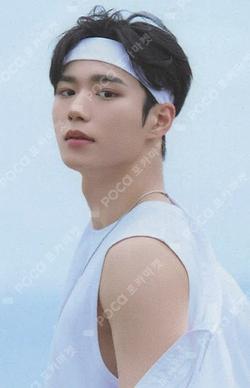 LOVE2YOU POCAALBUM KIMJUNSEO photocard image