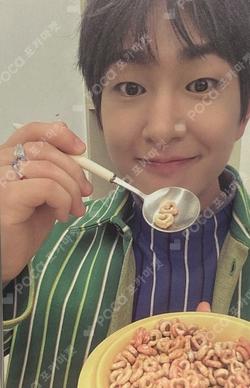 FLOW WEEKDAY ver. ONEW photocard image