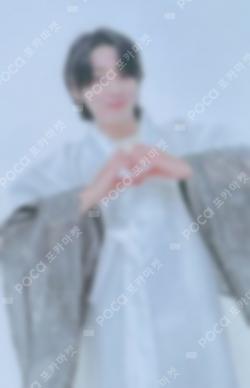 Yet to Come in BUSAN LUCKY DRAW JUNGKOOK photocard image