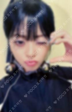 CRAZY TOWER RECORDS LUCKY DRAW HUH YUNJIN photocard image