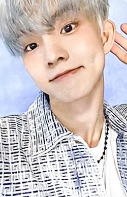 BE AWARE Denial Ver. Q photocard image