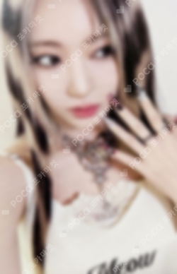 LE SSERAFIM SAKURA CRAZY HELLO82 EXCLUSIVE PHOTOCARD RIBBON