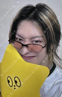 WALK EVERLINE LUCKY DRAW YUTA photocard image