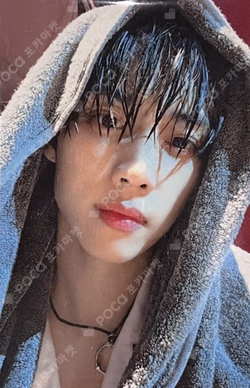 BE AWAKE POP-UP STORE LUCKY DRAW SUNWOO photocard image